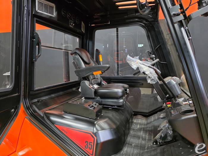 2026 Viper Lift Trucks RTD35F-2