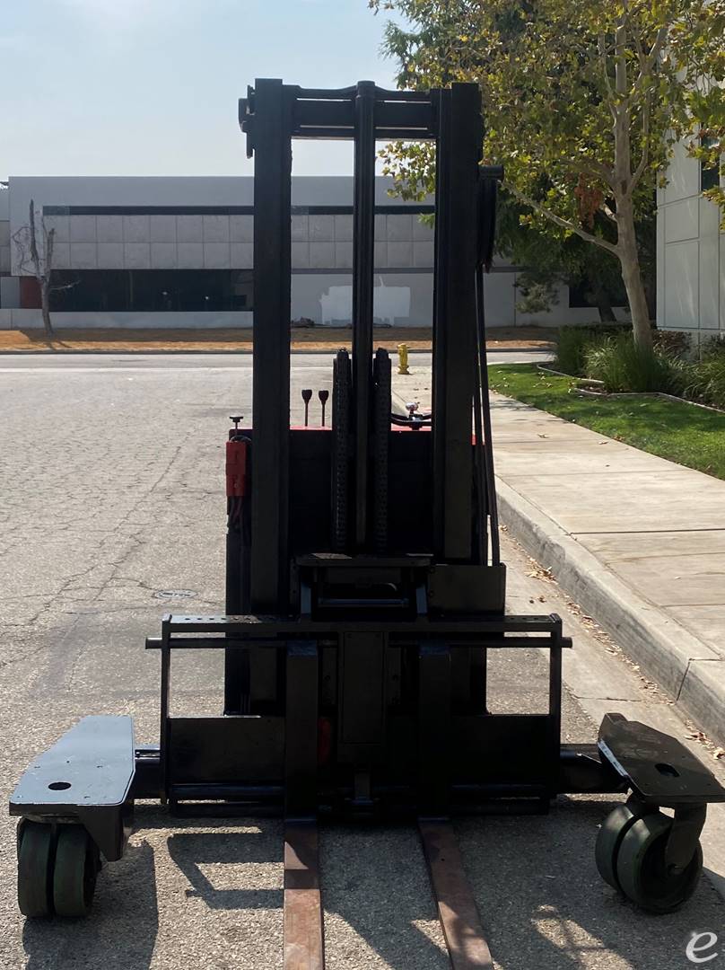 1990 Raymond 204DR30TT