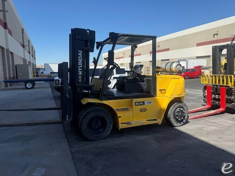 2014 Hyundai 60L-7A