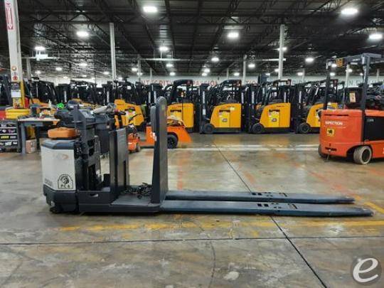 2016 Crown PC4500-80 Electric Forklift - 123Forklift