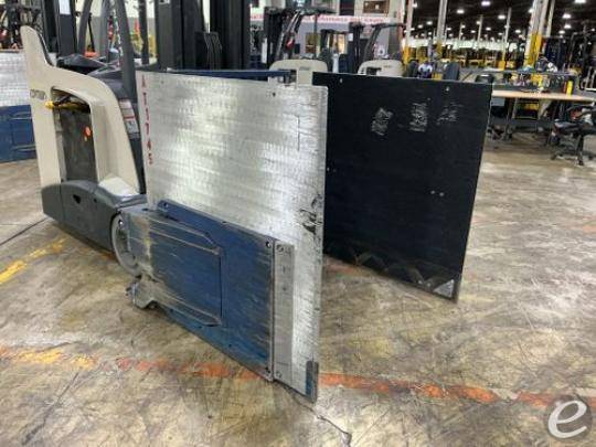 2021 Rightline LC35H-10-AP-3AC