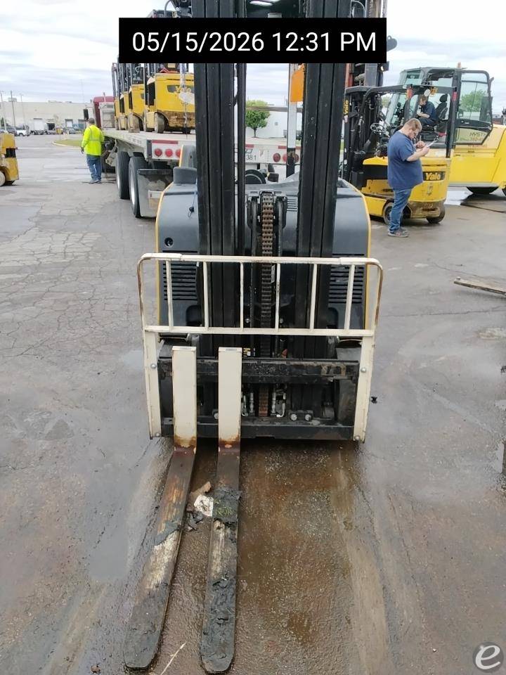 2017 Yale ESC040AD