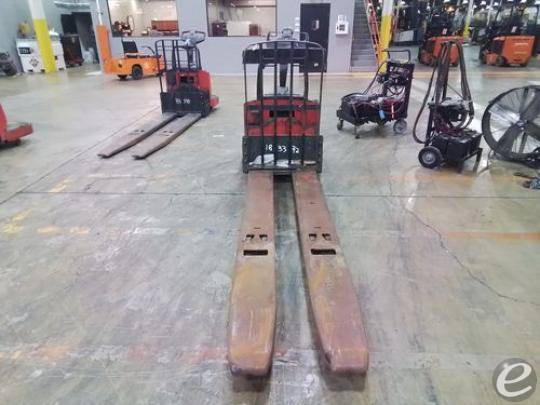 2009 Raymond 8400 Electric Forklift - 123Forklift