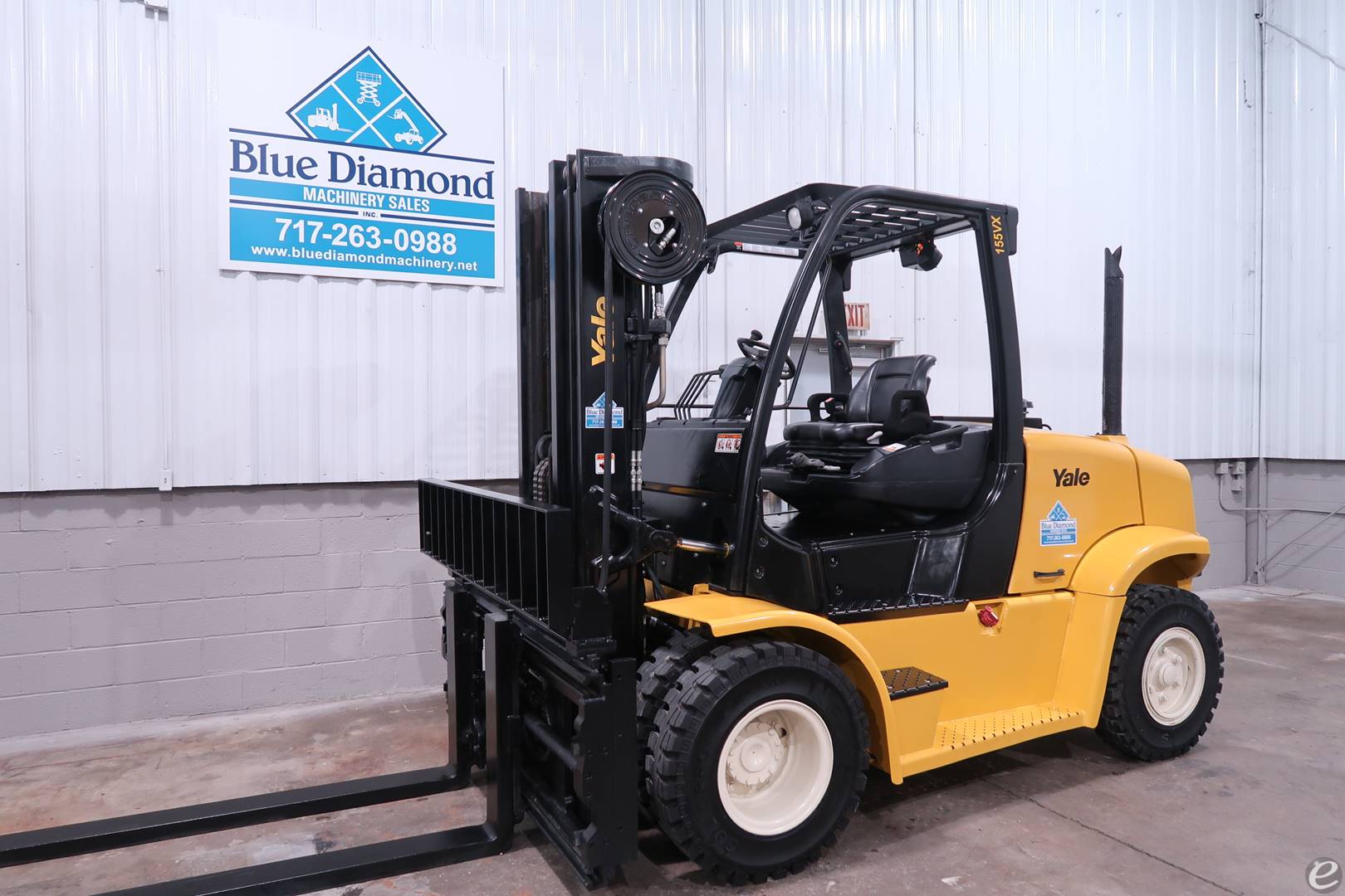 2016 Yale GLP155VX Dual Fuel Forkli...