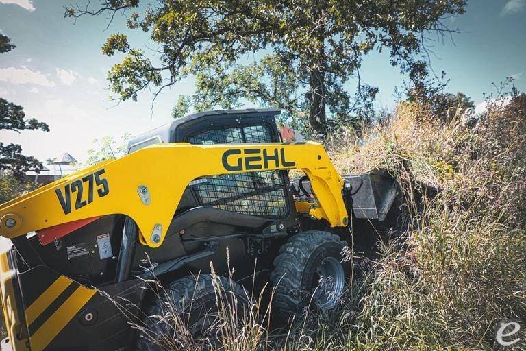 2026 Gehl V275