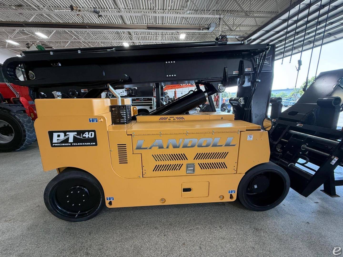 2025 Landoll PT40