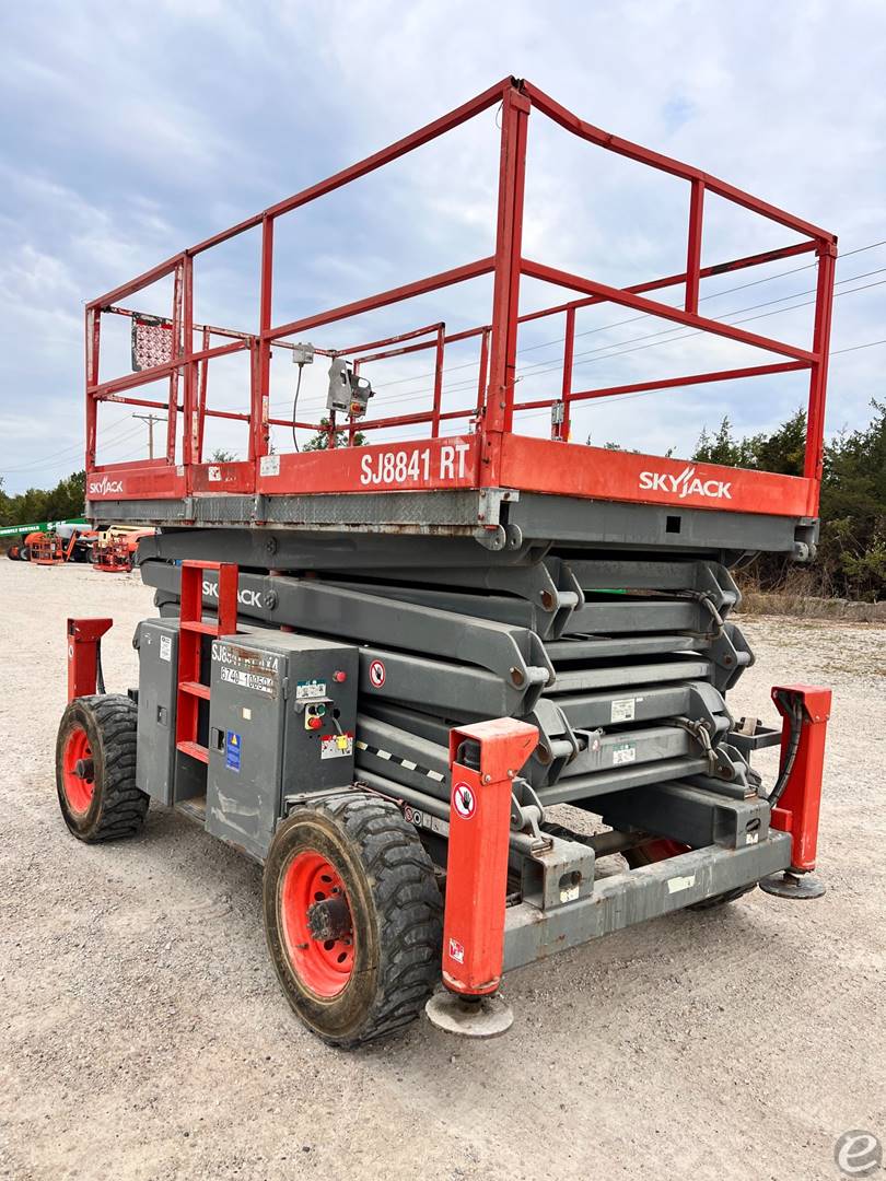 2017 Skyjack SJ8841RT