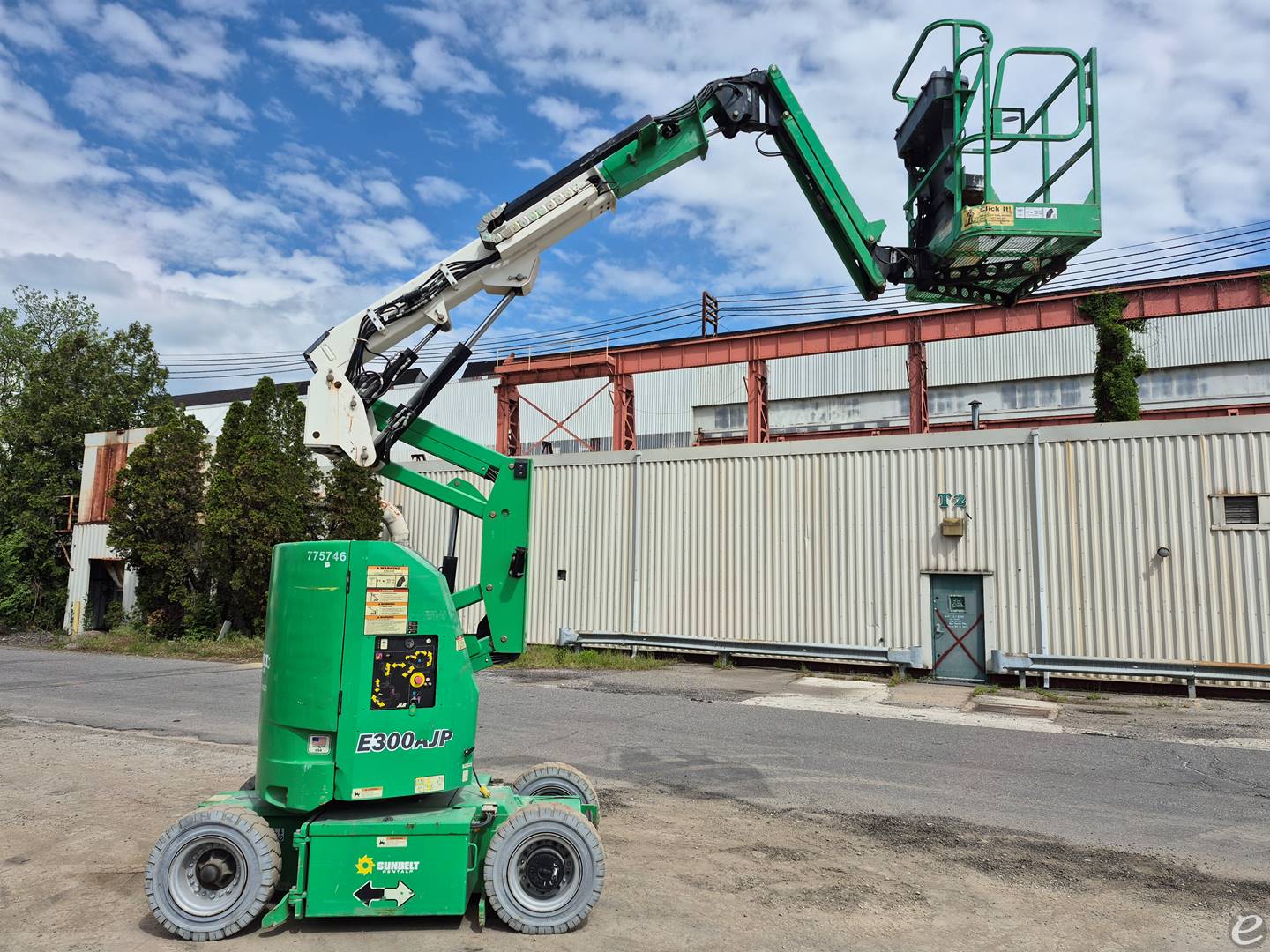 2015 JLG E300AJP