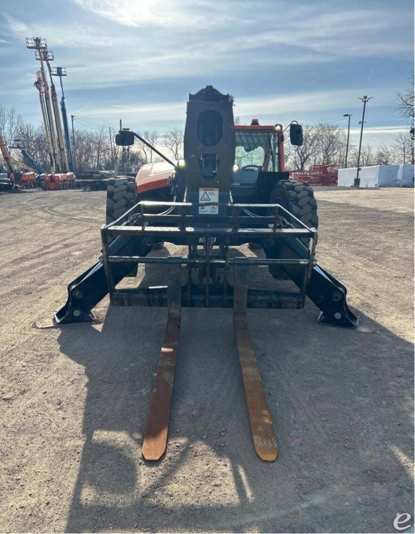 2022 JLG 1255