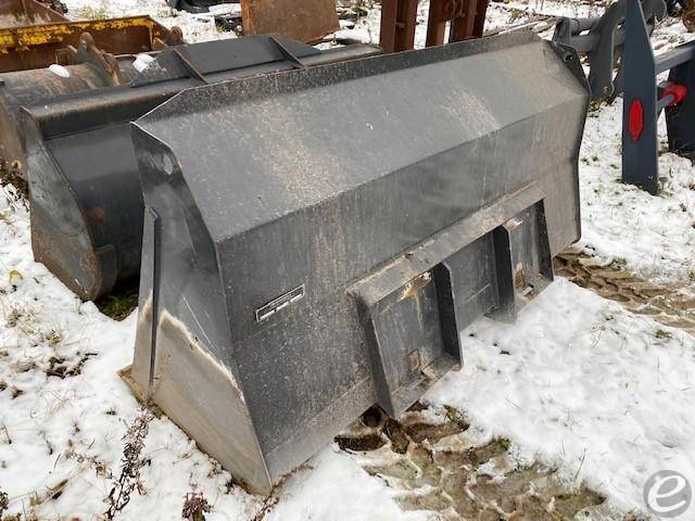 2018 New Holland COMPACT WL BUCKET