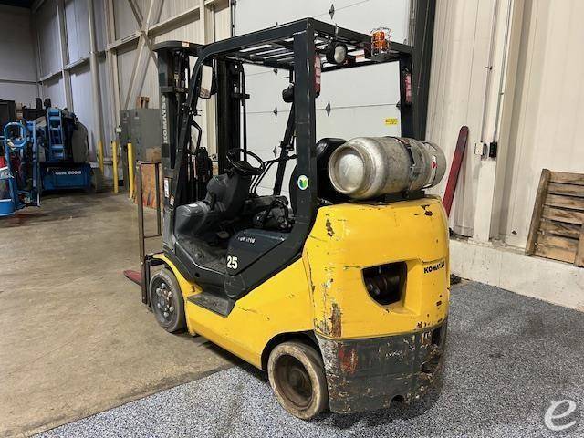  Komatsu FG25ST-16 LP Gas Forklift - 123Forklift