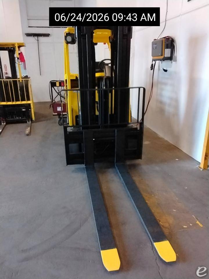 2013 Hyster E80XN