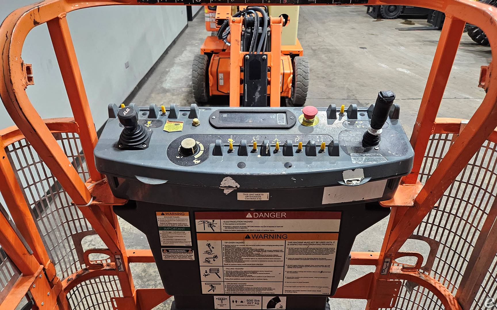 2016 JLG M400AJPN