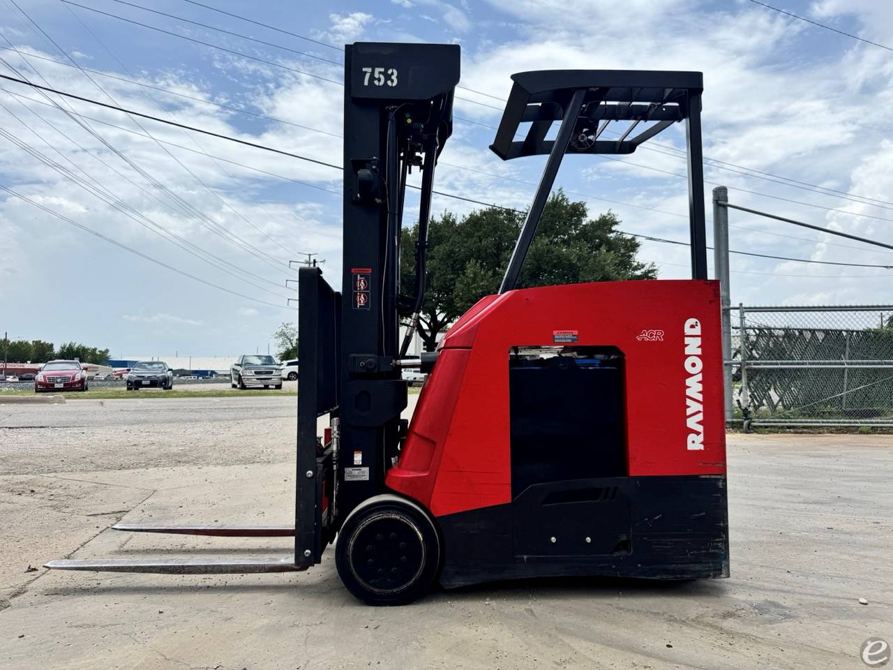 2017 Raymond 425-C35QM