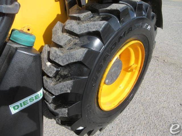 2017 JCB 510-56