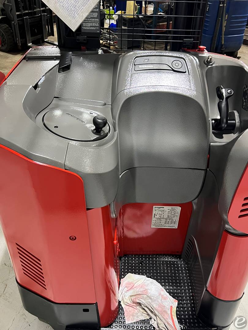 2019 Raymond 750 R45TT