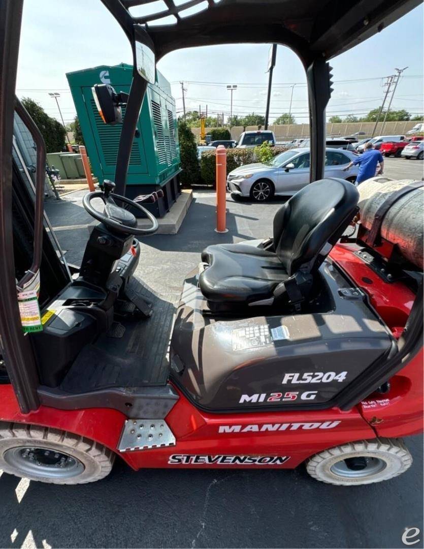 2022 Manitou MI25G