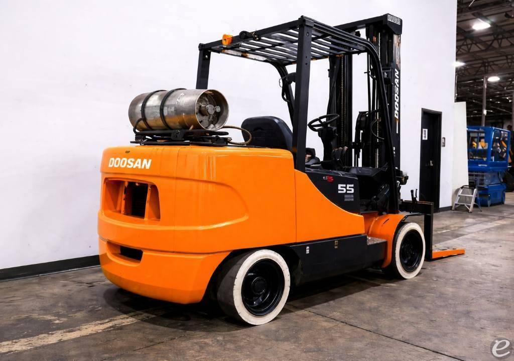 2014 Doosan GC55C-5