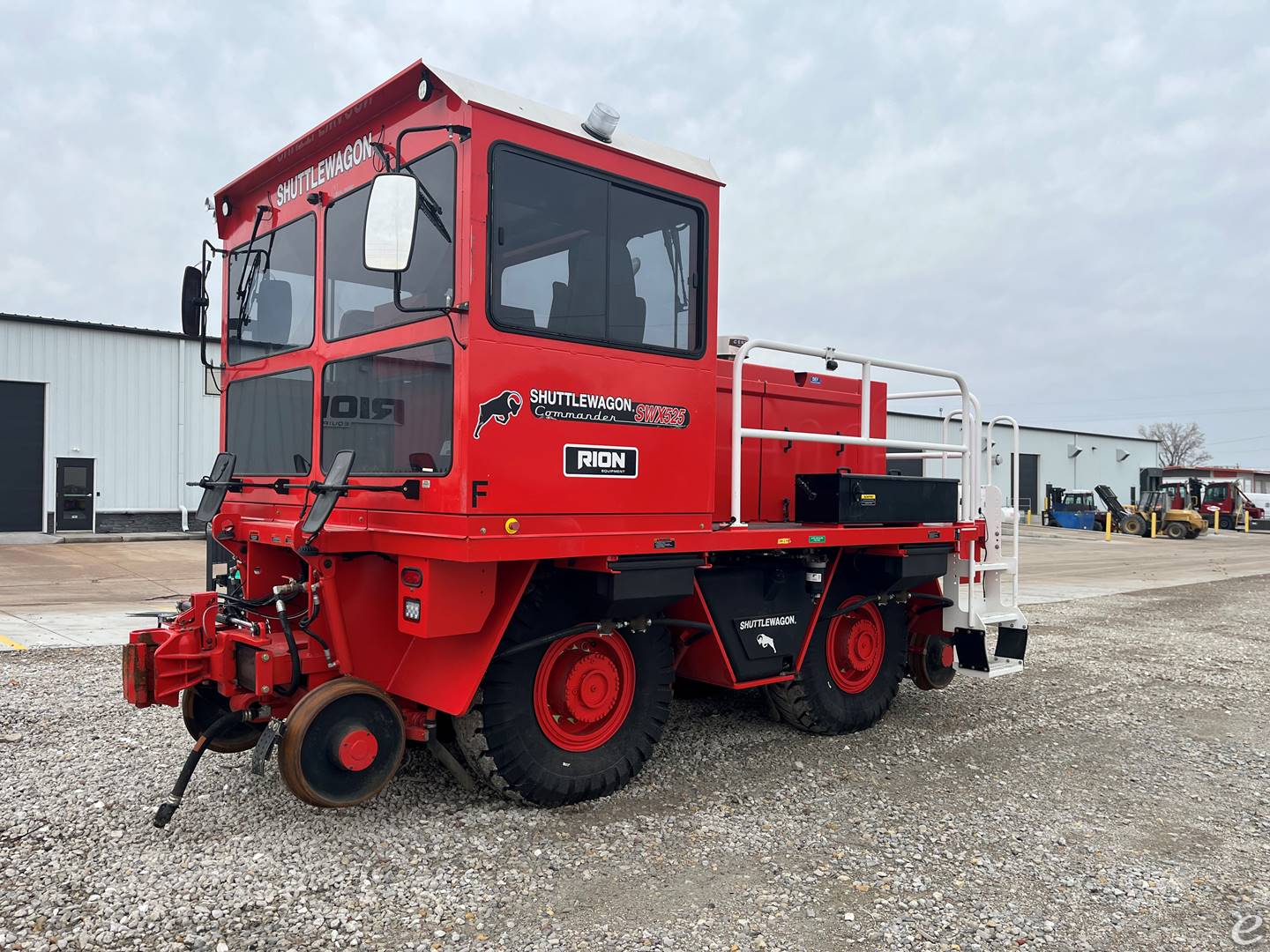 2022 Shuttlewagon SWX525