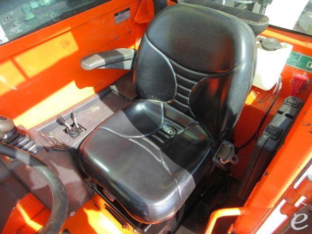 2017 JLG G15-44A