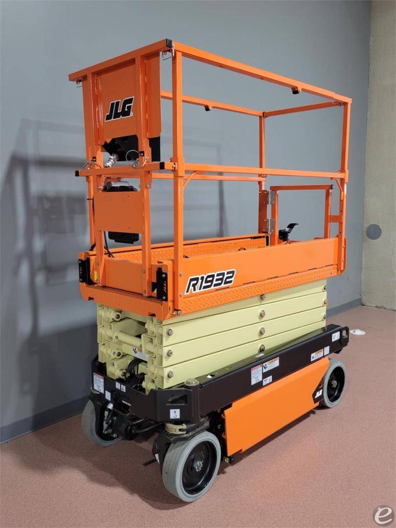 2023 JLG R1932 Electric Scissor Lift - 123Forklift