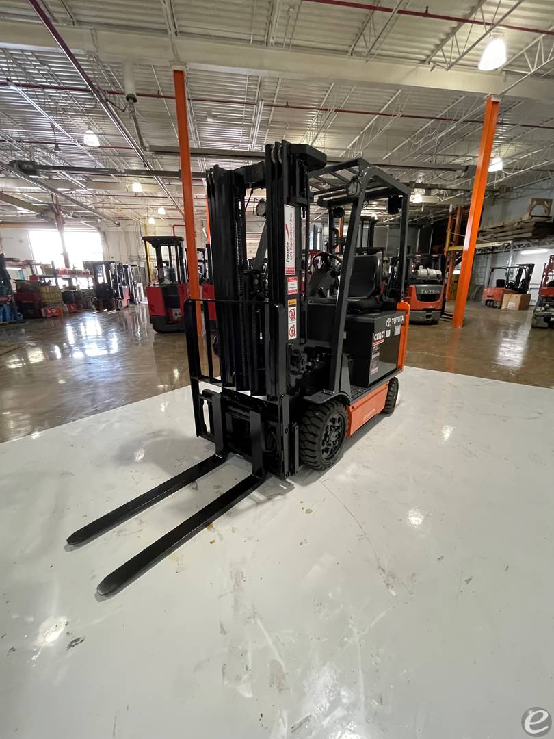 2017 Toyota 8FBCU25 Electric Forklift - 123Forklift