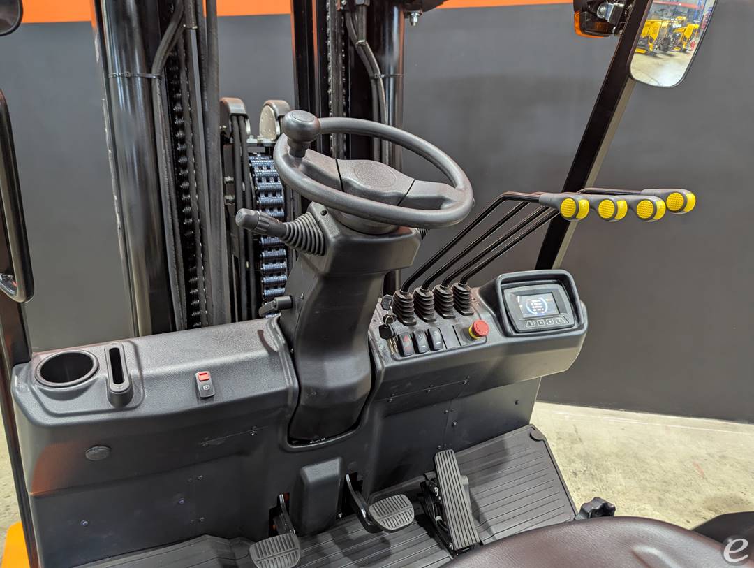 2026 Viper Lift Trucks FY70C