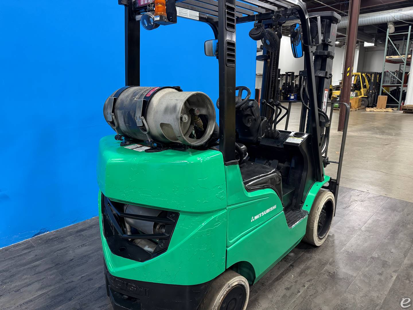 2018 Mitsubishi FGC20N