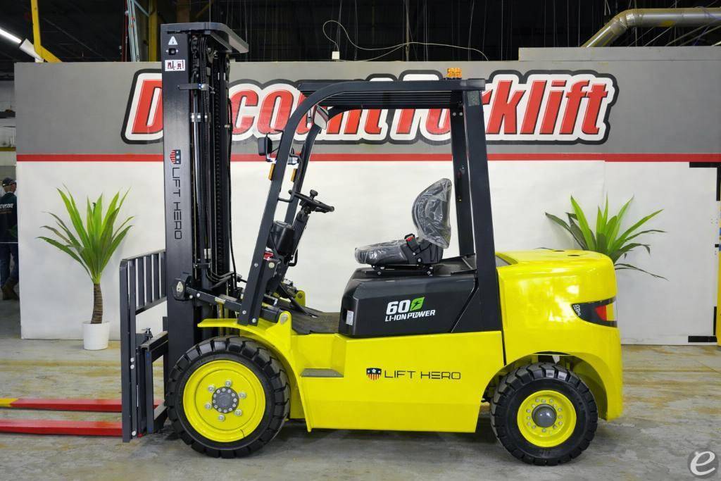 2023 Lift Hero CPD30