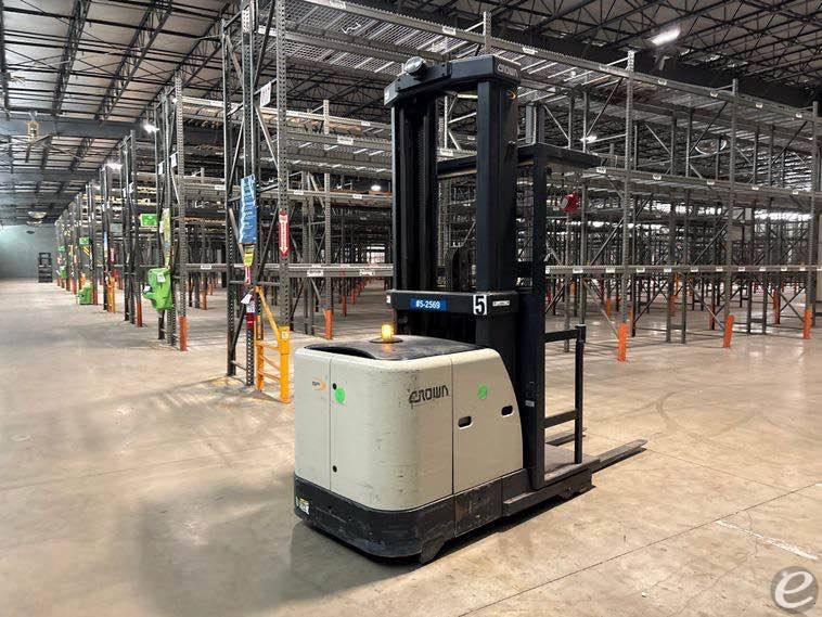 2019 Crown SP3520-30