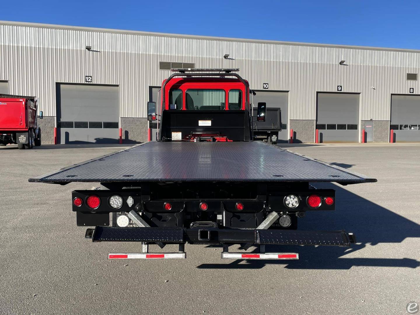 2024 Peterbilt 536