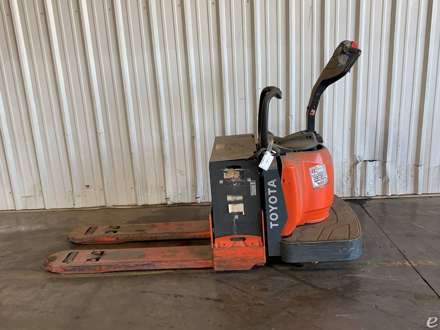 2013 Toyota 8HBE30 Electric Forklif...