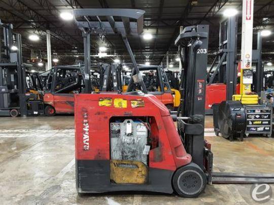 2017 Raymond 425 C40TT Electric For...