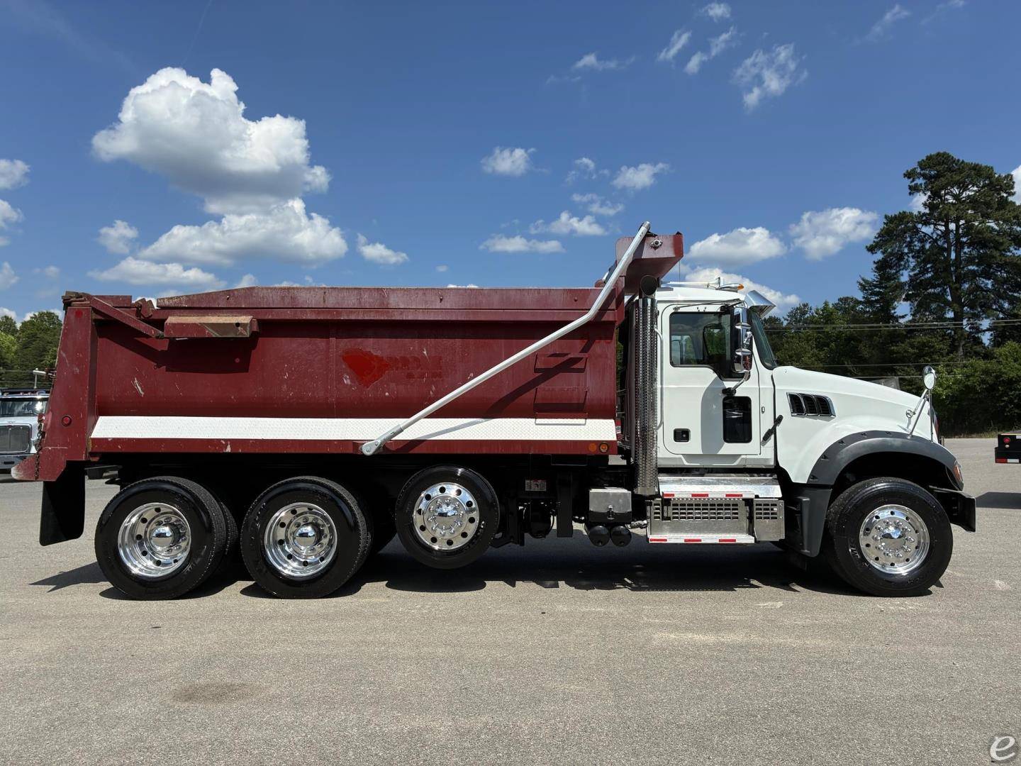 2020 Mack GRANITE 64FR