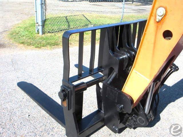 2007 JLG G6-42A