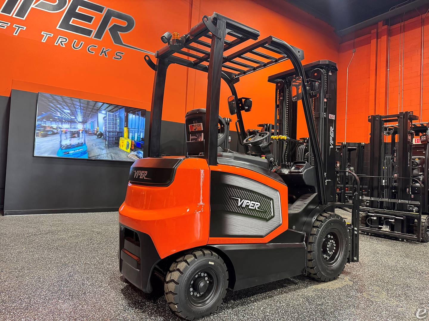 2026 Viper Lift Trucks FB25V