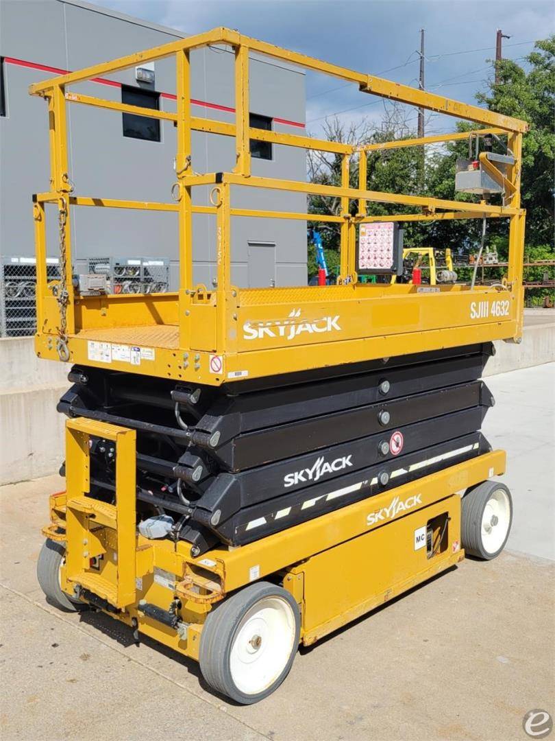 2018 Skyjack SJIII4632 Electric Scissor Lift - 123Forklift
