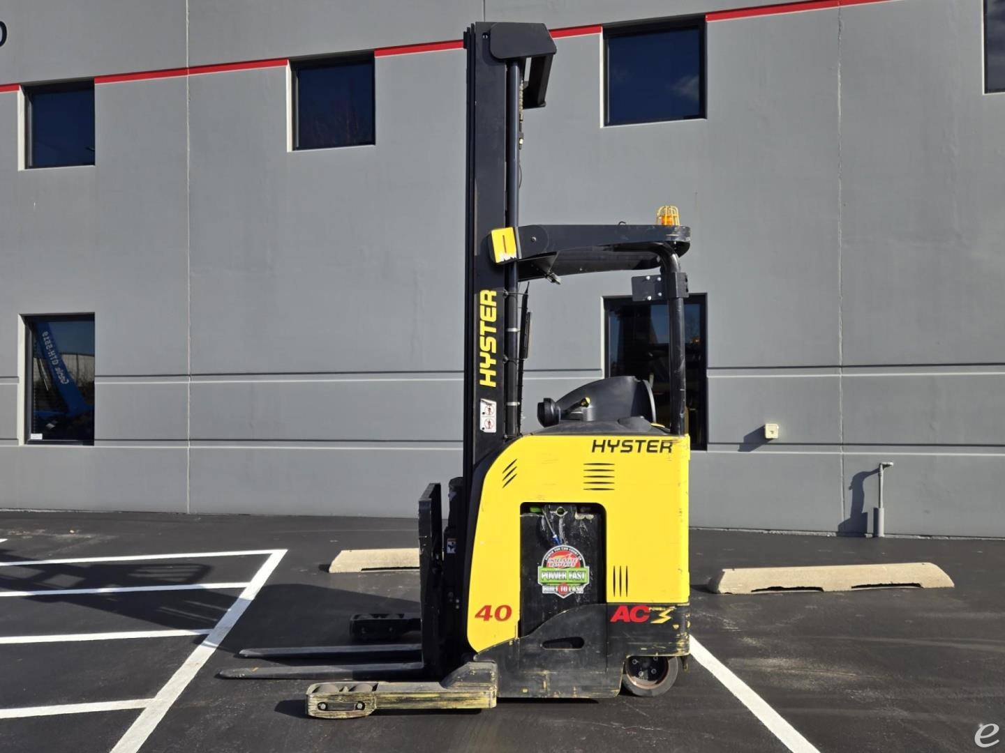 2016 Hyster N40ZR2 Electric Reach T...