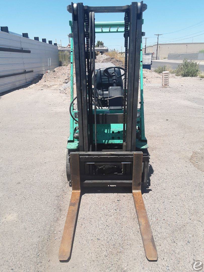 1996 Mitsubishi FGC25B