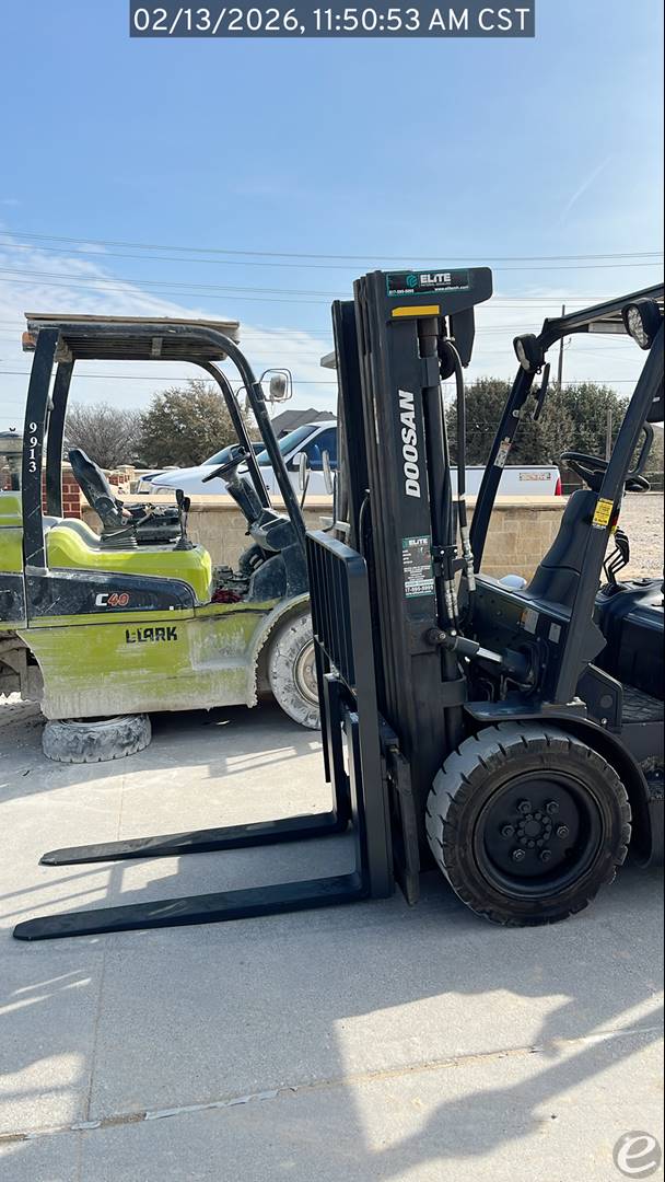 2020 Doosan D33S-7