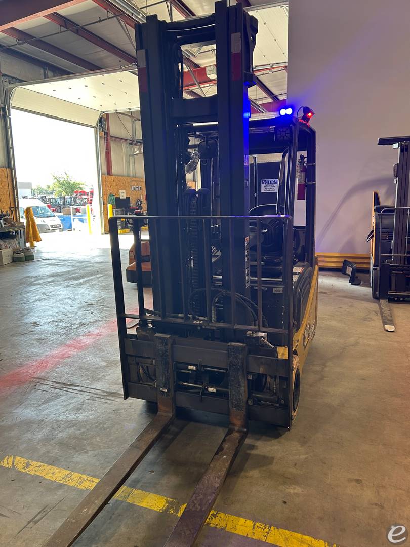 2017 Cat 24E600LS