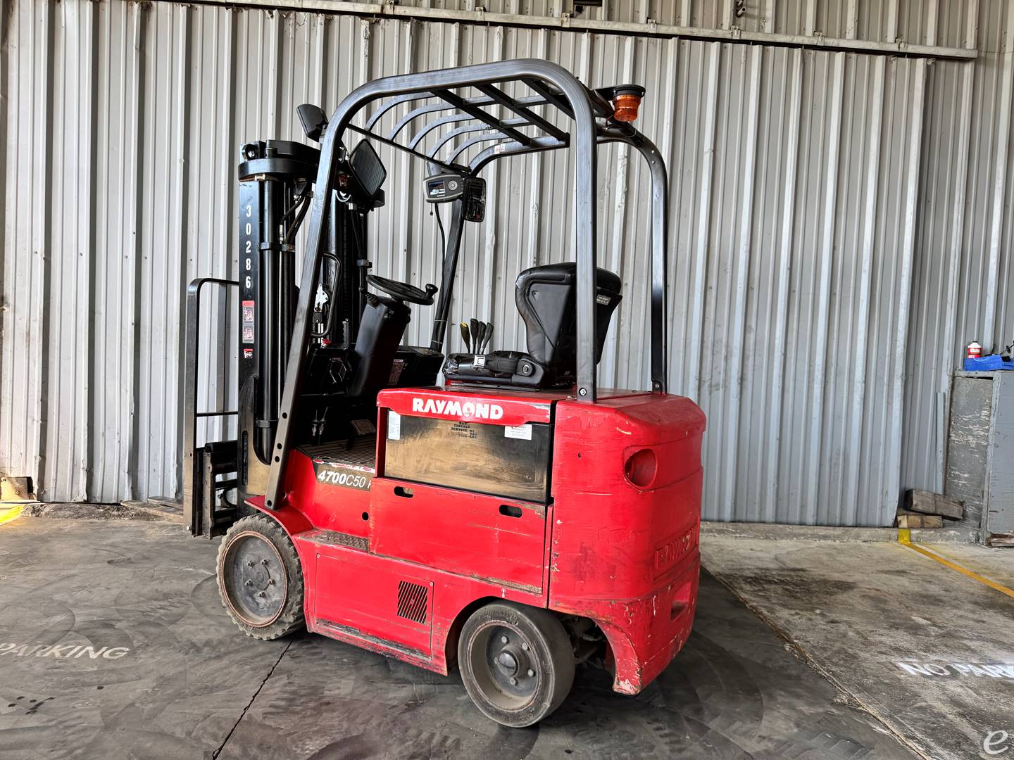 2010 Raymond 470 C50HM