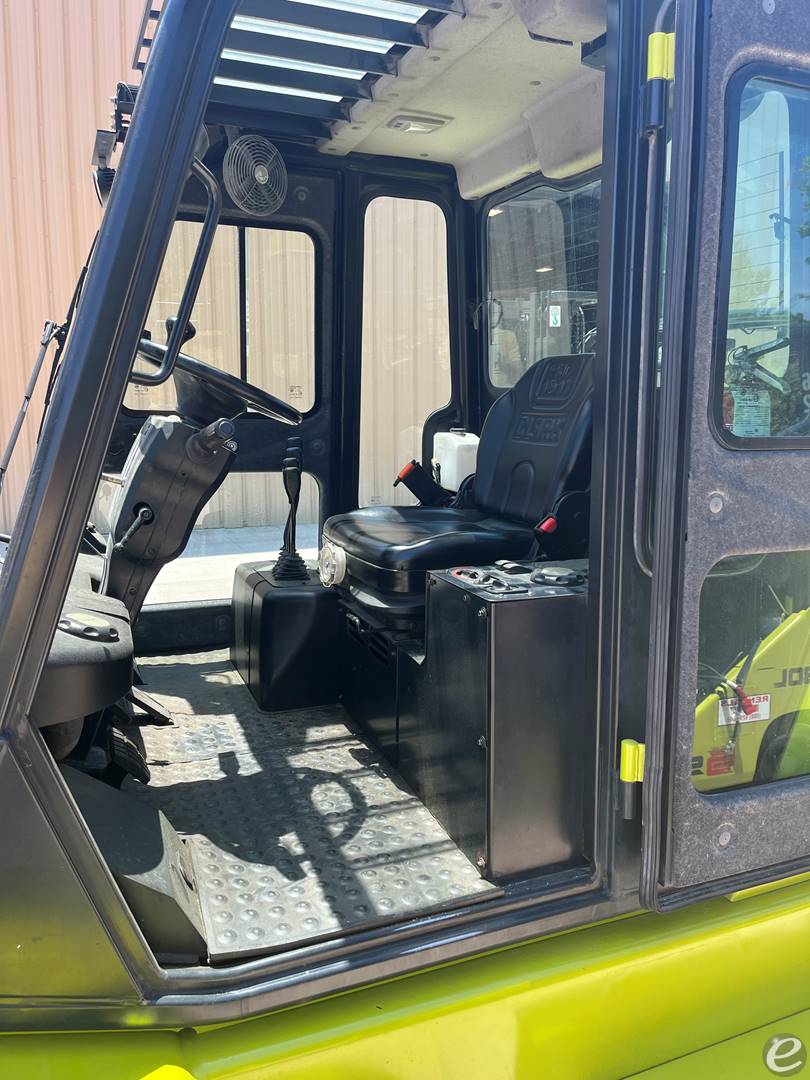 2019 Clark C70L