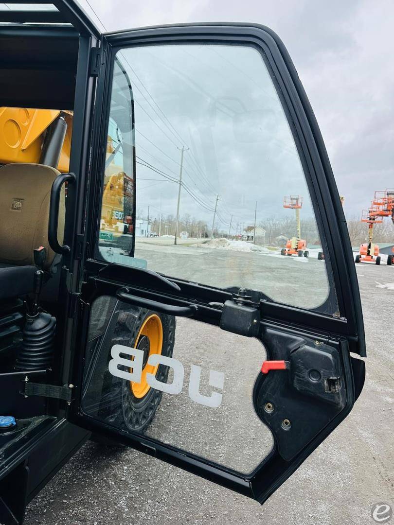 2014 JCB 507-42