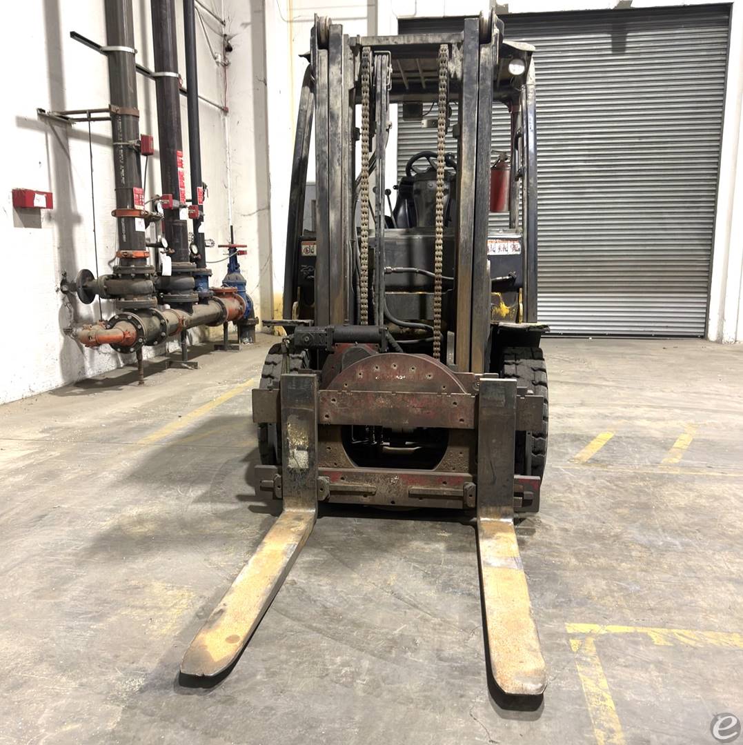 2022 Yale GP090VX