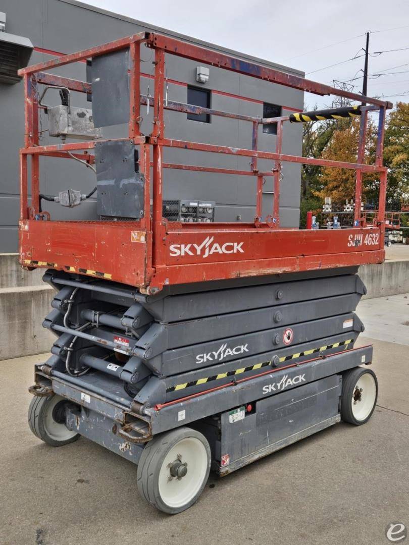 2014 Skyjack SJIII4632 Electric Scissor Lift - 123Forklift