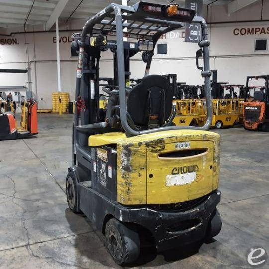 2014 Crown FC4510-40 Electric Forklift - 123Forklift