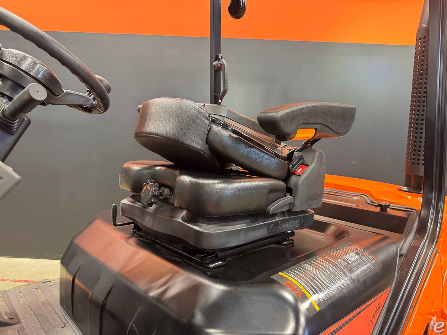 2026 Viper Lift Trucks RTD35F-4