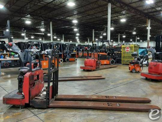 2010 Raymond 8400 Electric Forklift...