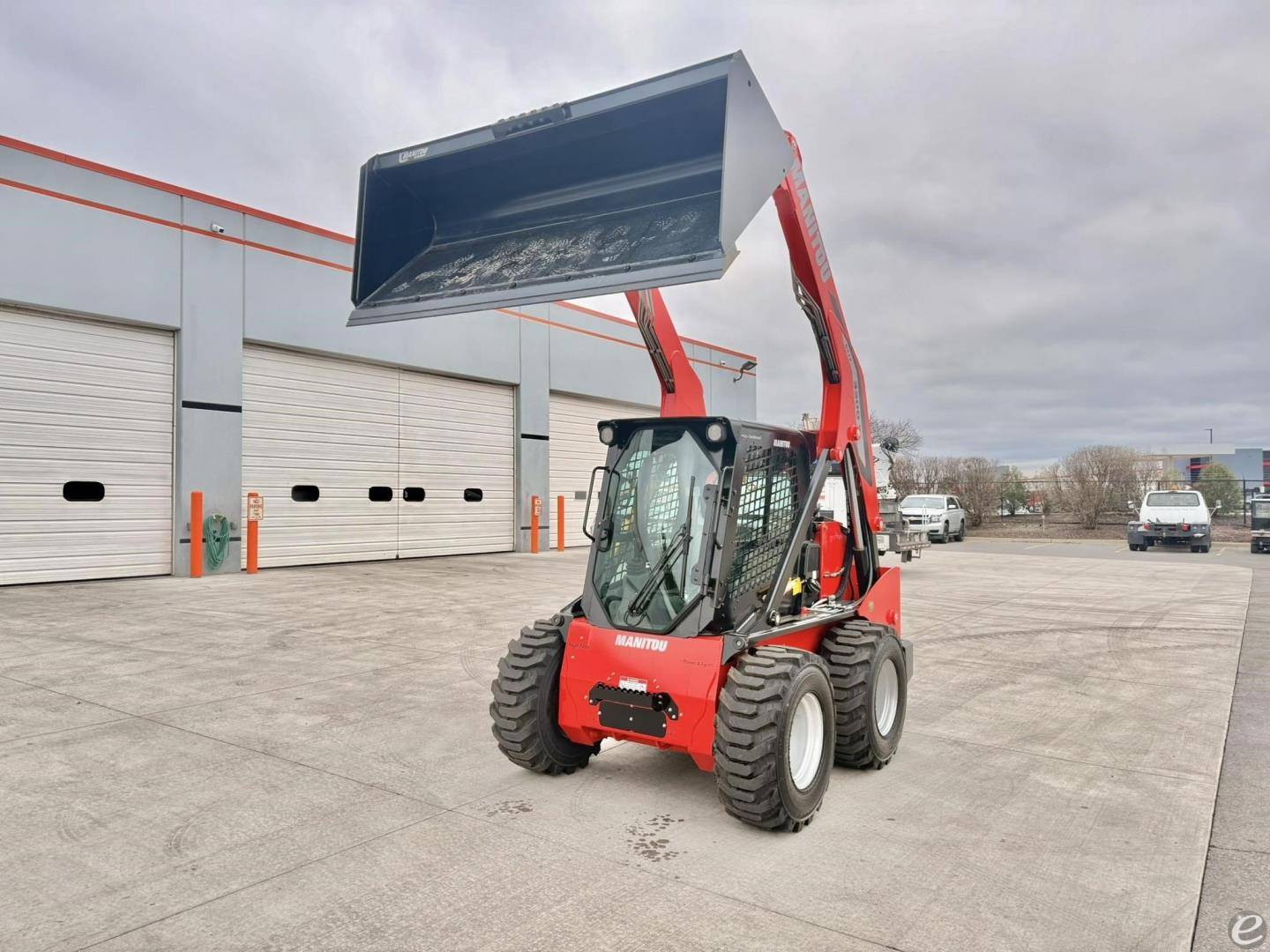 2025 Manitou 3300V